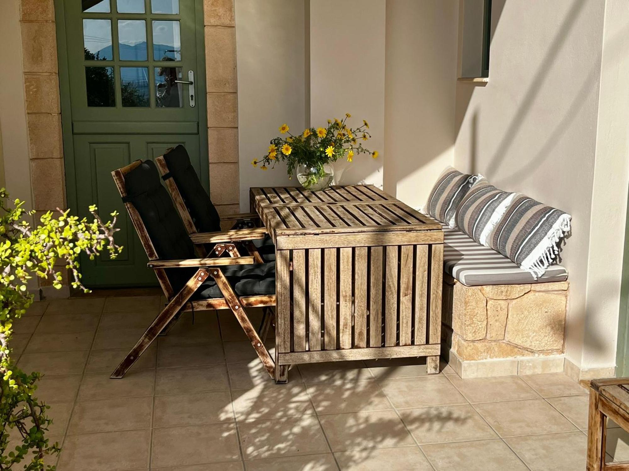 Aegina Town Home By Relax In Greece ภายนอก รูปภาพ