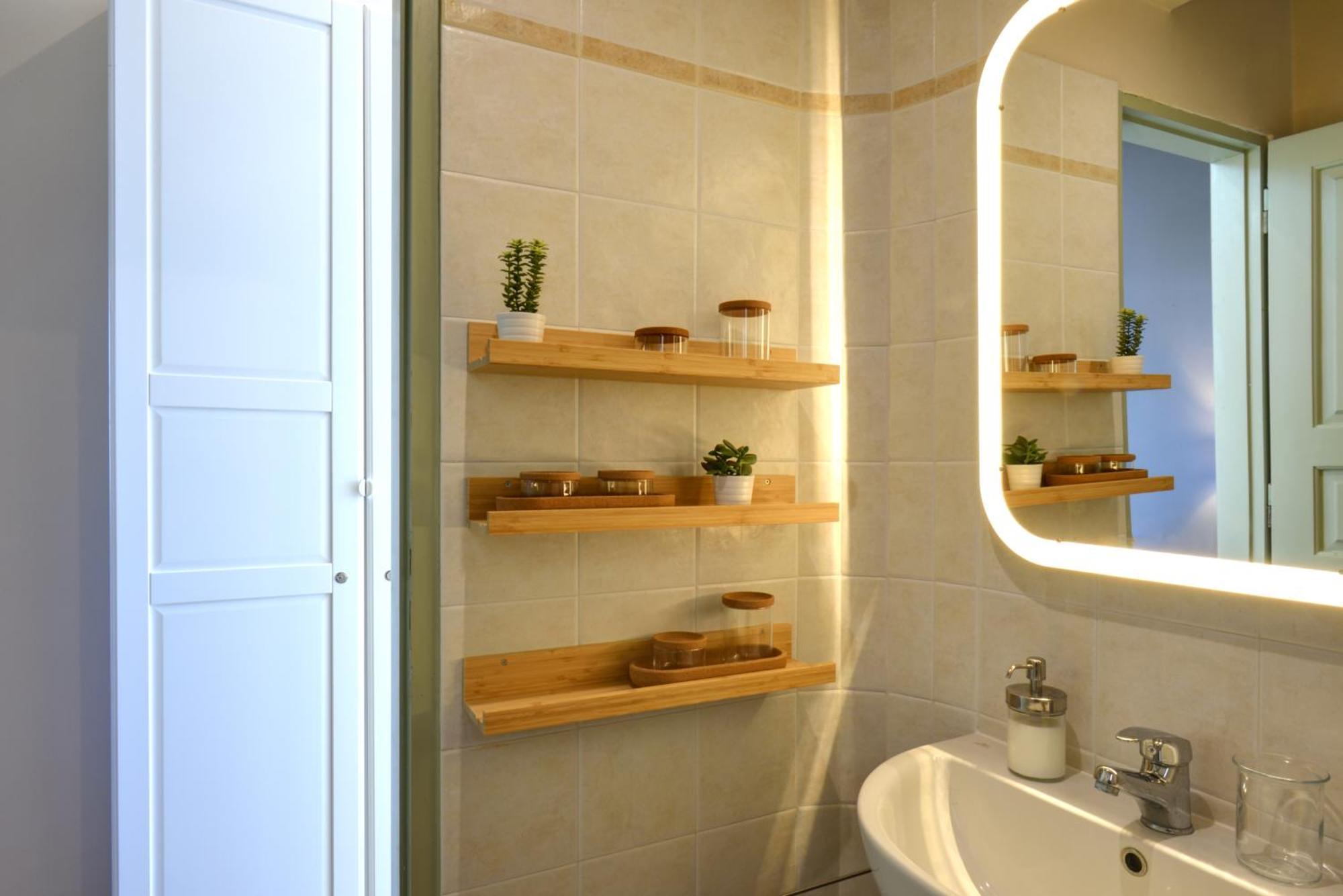 Aegina Town Home By Relax In Greece ภายนอก รูปภาพ