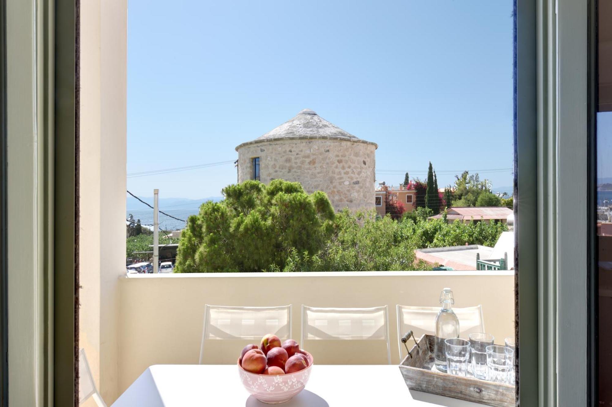 Aegina Town Home By Relax In Greece ภายนอก รูปภาพ